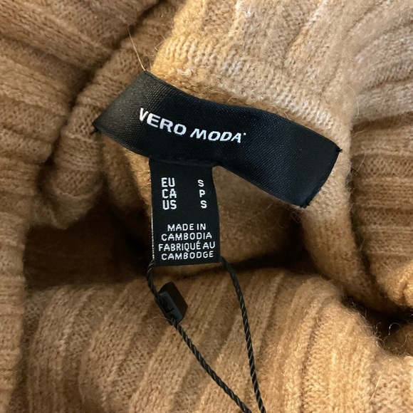 Vero Moda Cowl Neck Sweater Dress NWT Size Small - Picture 6 of 6